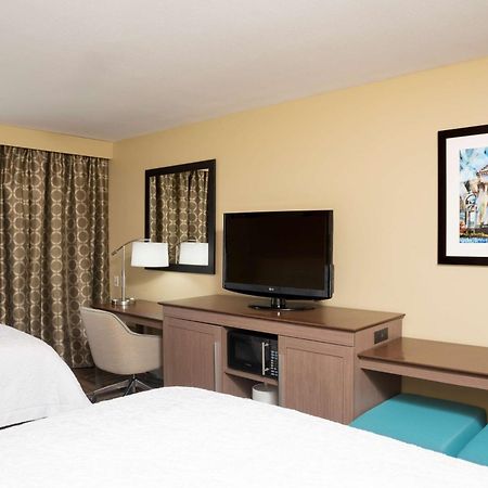 Hampton Inn & Suites Fremont Eksteriør billede